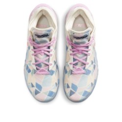 Nike LeBron 18 - Absorption Ciblée dans Zones de Fort Impact