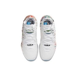 Nike LeBron 17 - Résistance Exceptionnelle à l'Usure