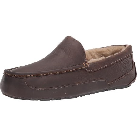 UGG Slipper Homme Ascot B0FJFWN2RS Design Ergonomique