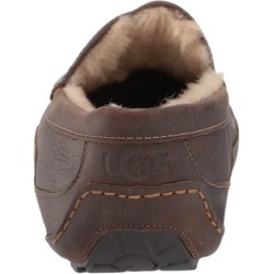 UGG Slipper Homme Ascot B0FJFWN2RS Design Ergonomique