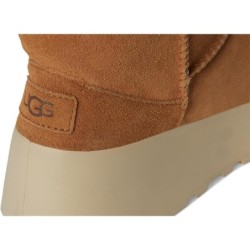 UGG Classic Streetscape Hauteur Plateforme Stylée Silhouette
